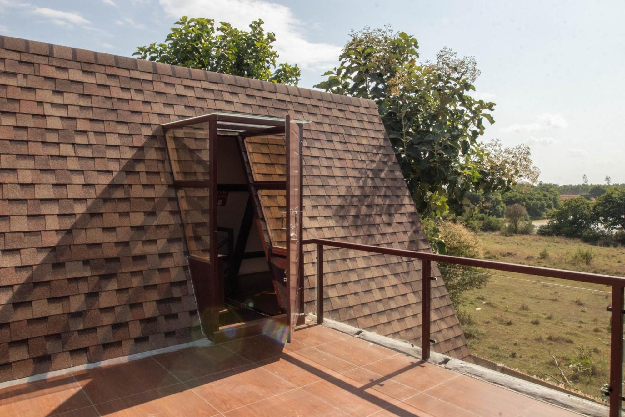 16 Bedouin Hotel Hosur Exterior photo