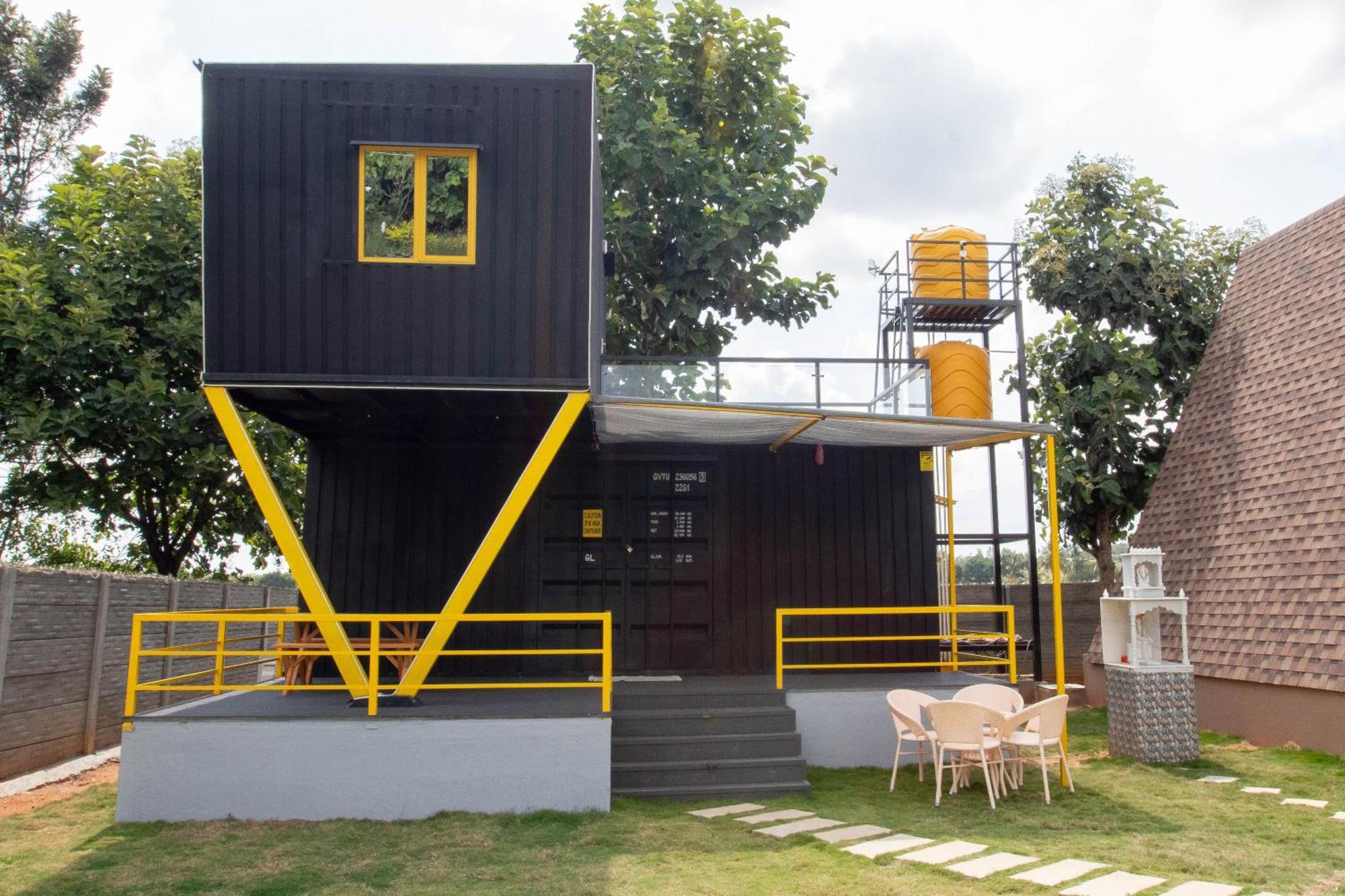 16 Bedouin Hotel Hosur Exterior photo
